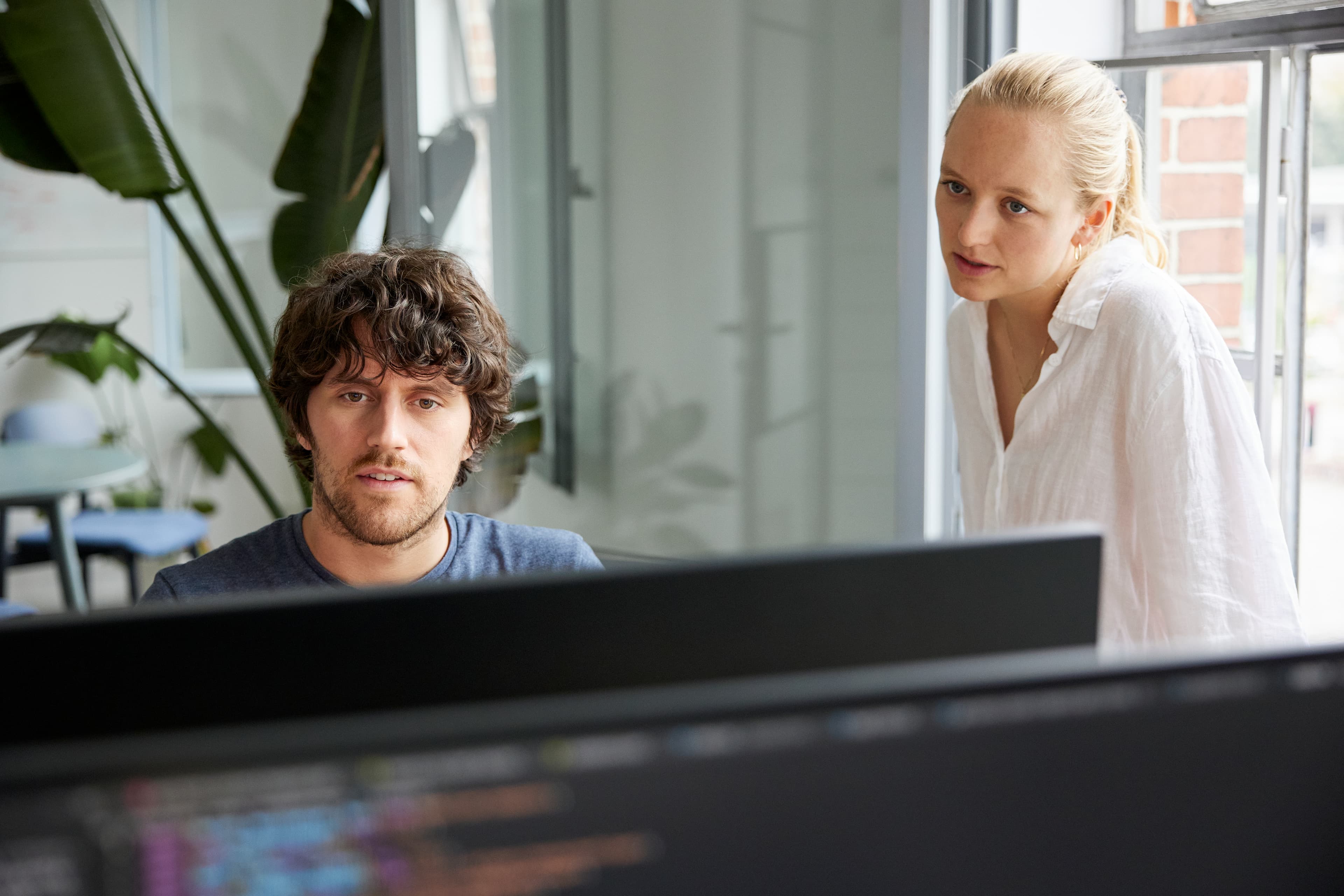 Photo of Tobias and Rebecca while Pair-Programming